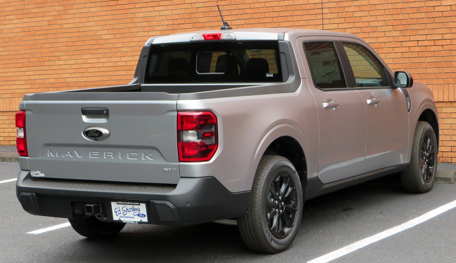 New 2024 Ford Maverick Lariat w/ Black Appearance Package image 7