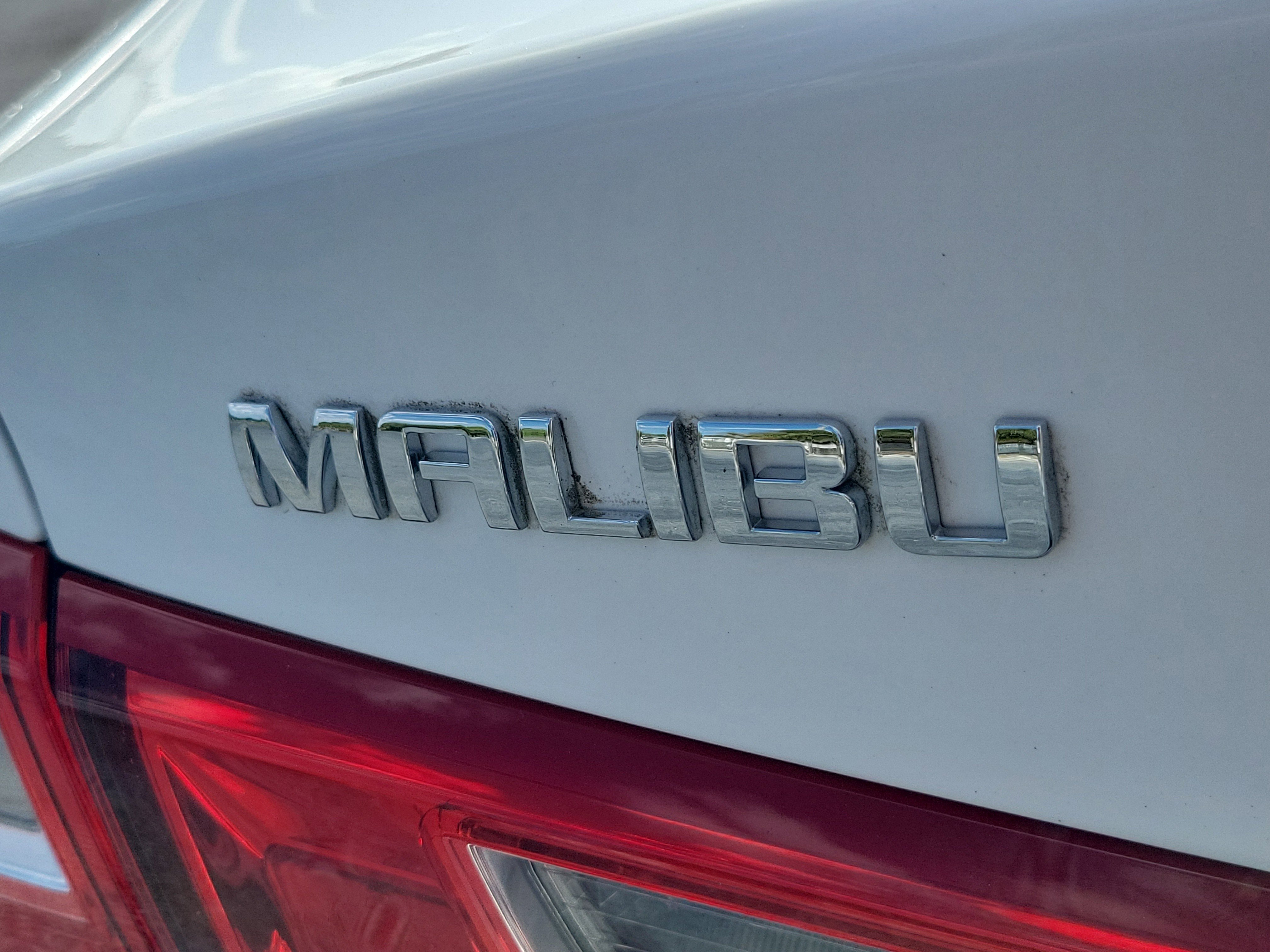 Used 2023 Chevrolet Malibu LS FWD image 9