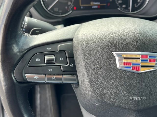 Used 2023 Cadillac XT4 Premium Luxury image 23