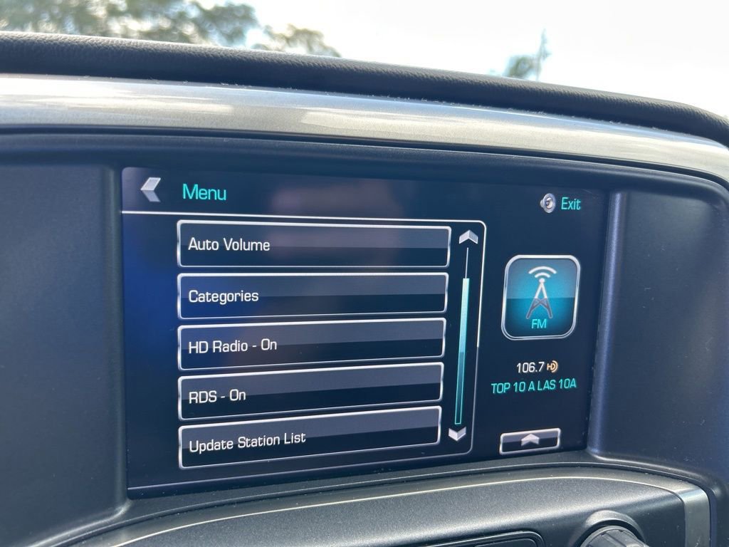 Used 2018 Chevrolet Silverado 1500 LT w/ All Star Edition image 36