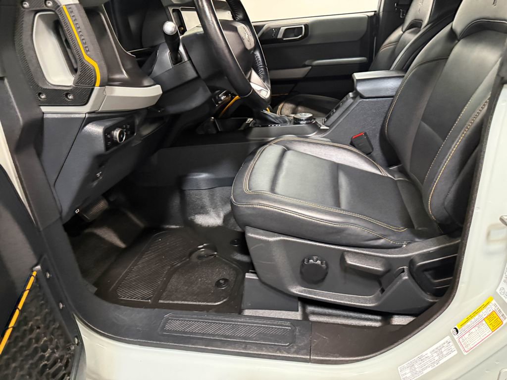 Used 2023 Ford Bronco Badlands image 56