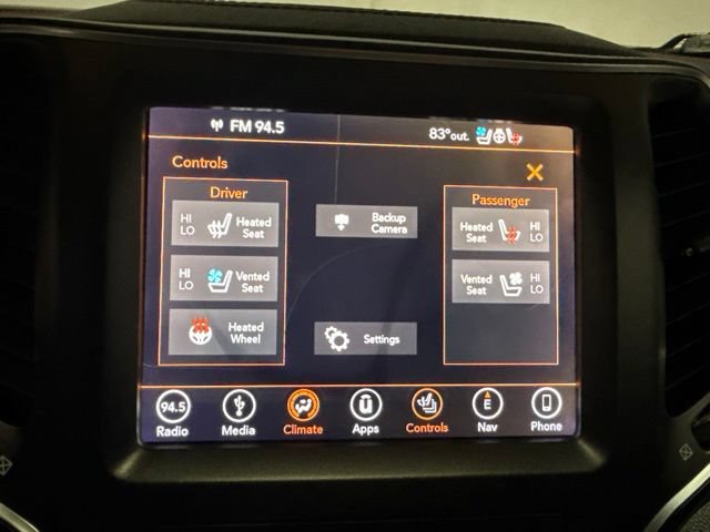 Used 2019 Jeep Cherokee Trailhawk AWD/4WD image 19