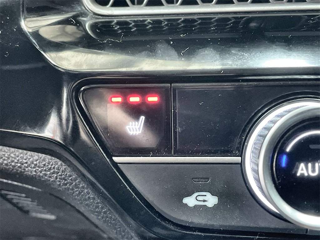 Used 2022 Honda Civic Touring image 14