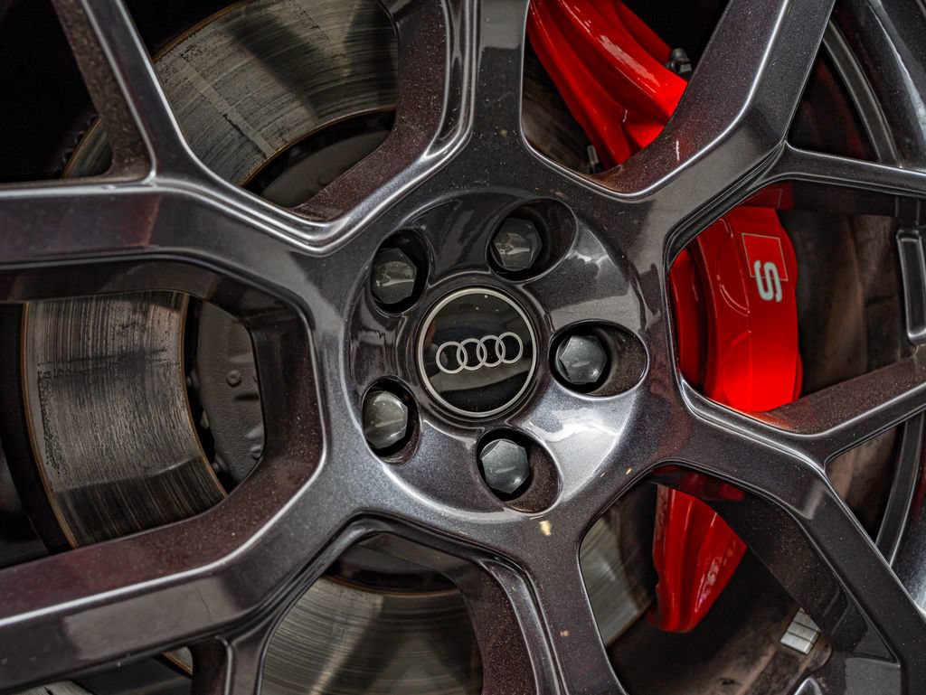 Used 2025 Audi SQ7 Prestige AWD/4WD image 11