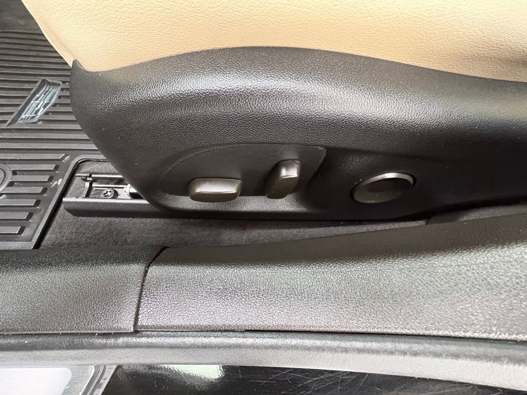 Used 2022 Cadillac CT5 Premium Luxury w/ Parking Package image 11