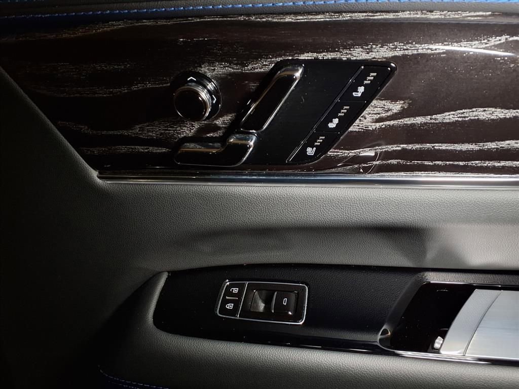 Certified 2026 Cadillac Escalade IQ Sport 1 image 22