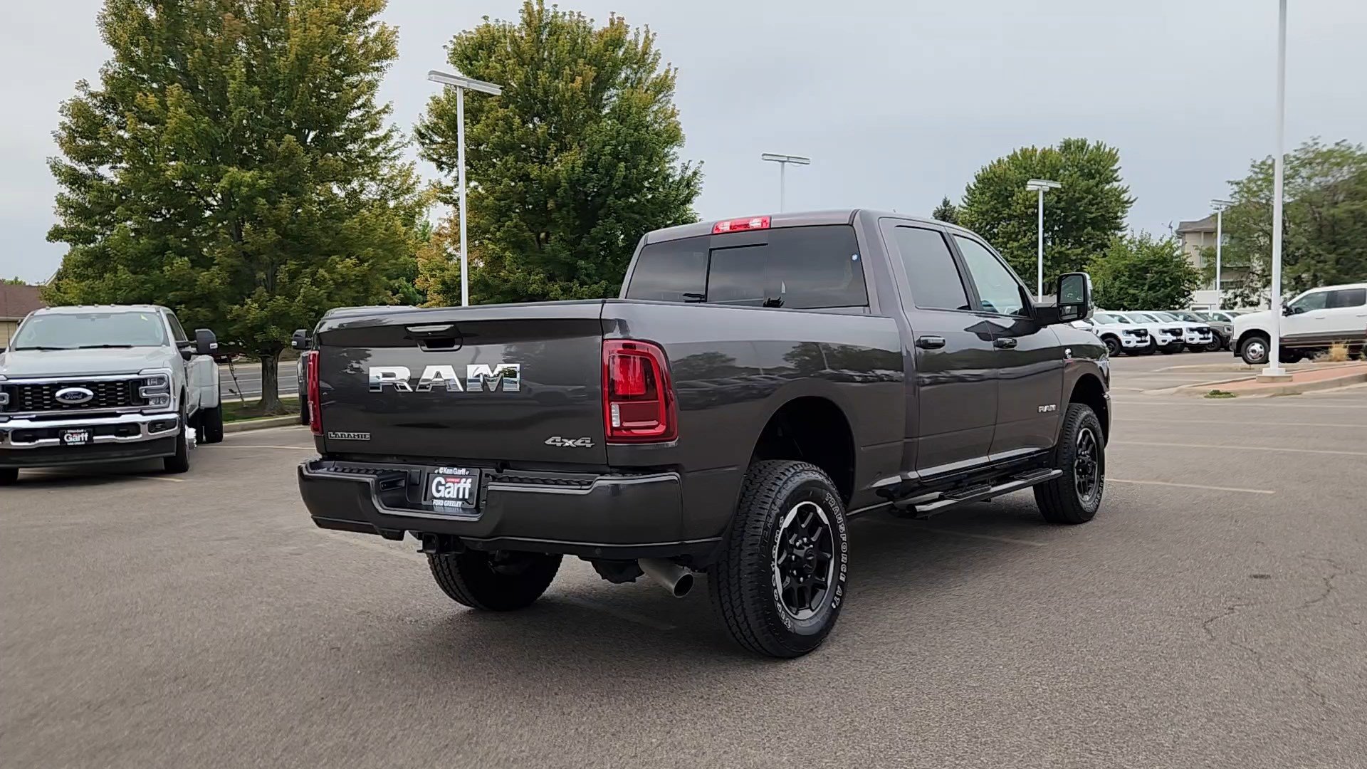 Used 2025 RAM 2500 Laramie AWD/4WD image 17