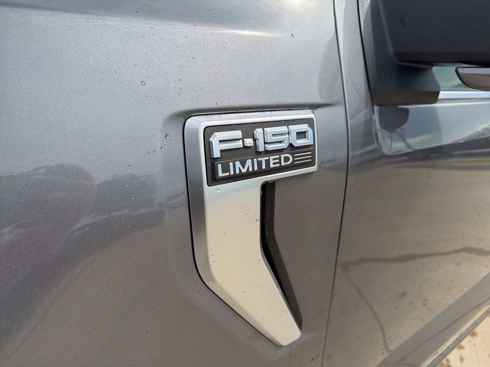 Used 2021 Ford F150 Limited AWD/4WD image 9