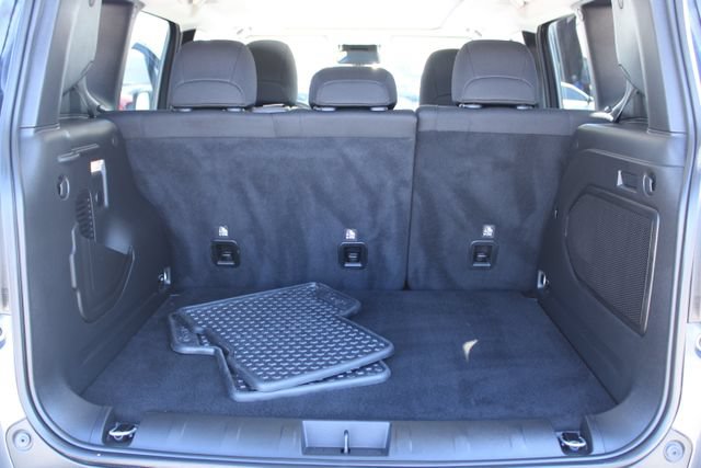 Used 2023 Jeep Renegade Altitude w/ Sun/Sound Group AWD/4WD image 42