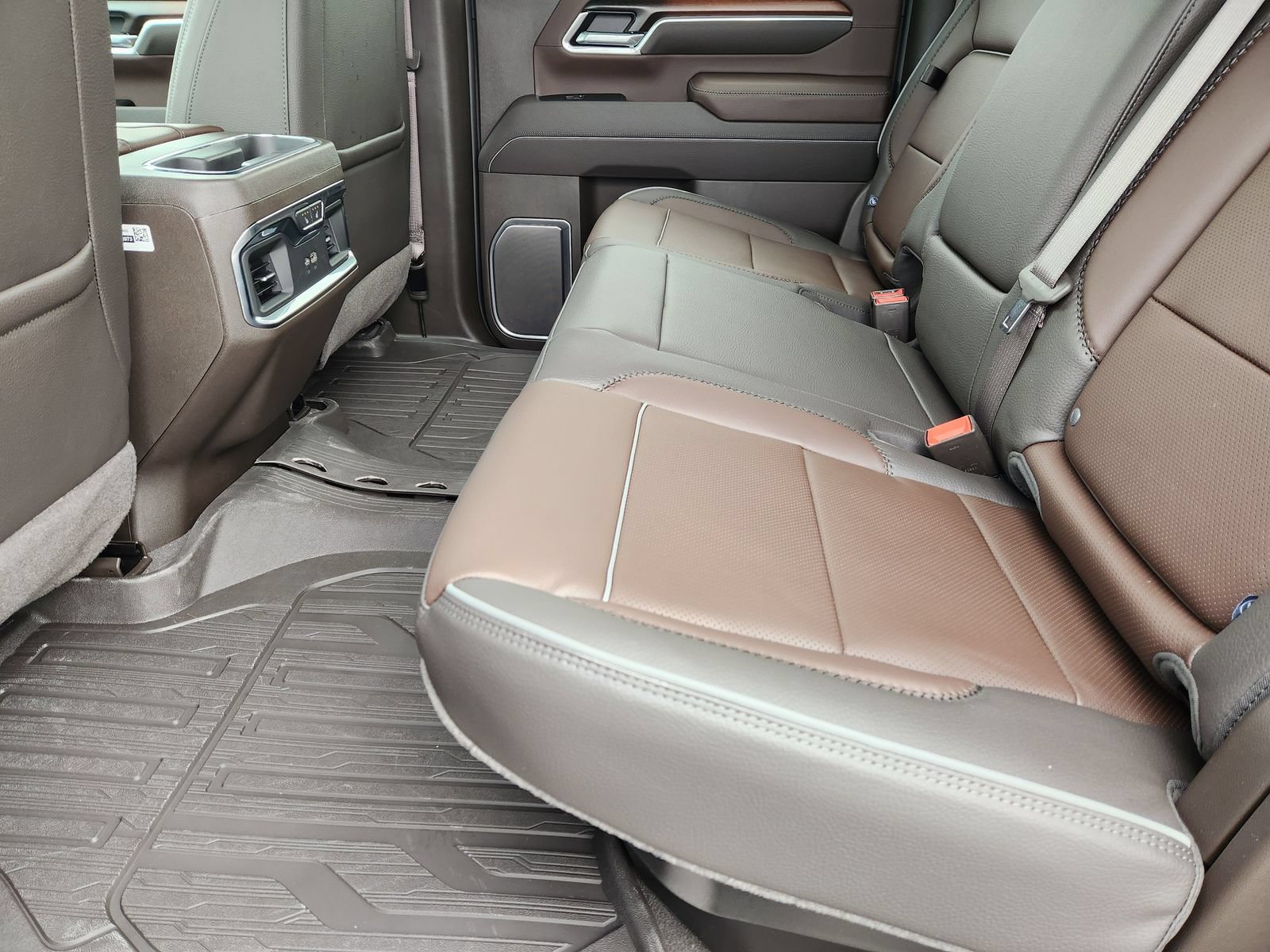 New 2026 GMC Sierra 2500 Denali w/ Denali Reserve Package AWD/4WD image 34