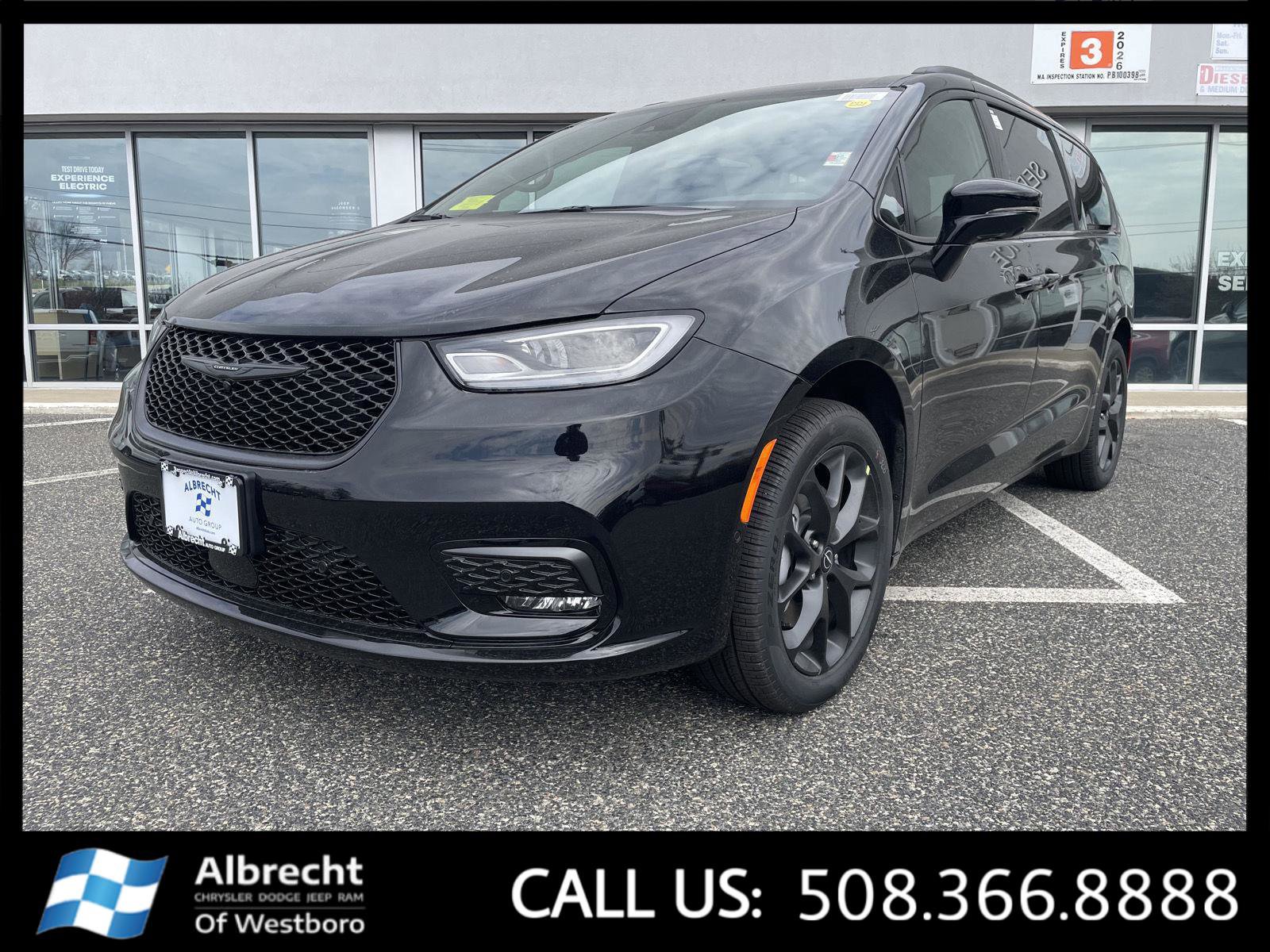 New 2026 Chrysler Pacifica Limited
