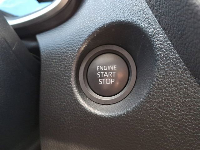 Used 2024 Toyota Corolla Cross XLE w/ Convenience Package image 22