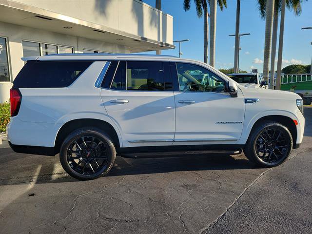 Certified 2022 GMC Yukon SLT w/ SLT Premium Package image 6
