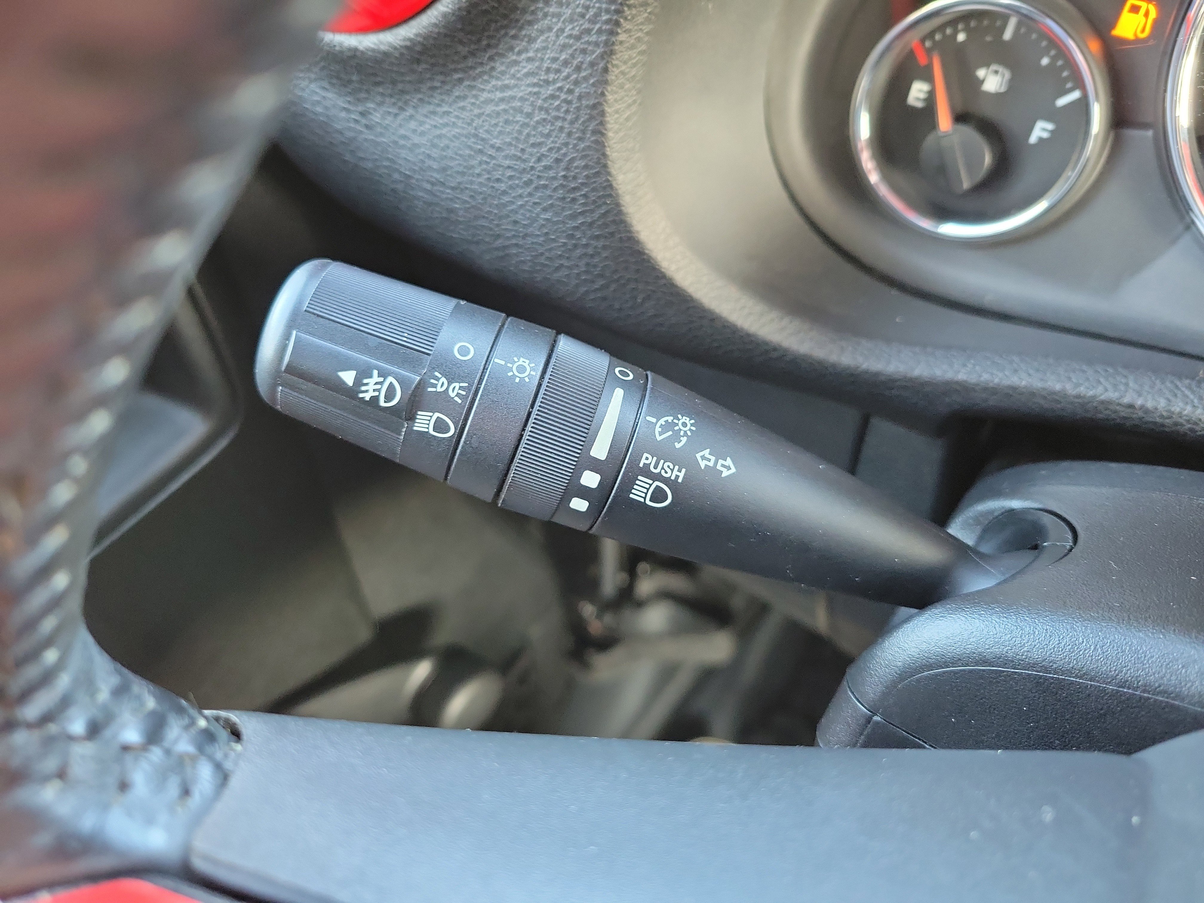 Used 2018 Jeep Wrangler Unlimited Sport w/ Connectivity Group image 23