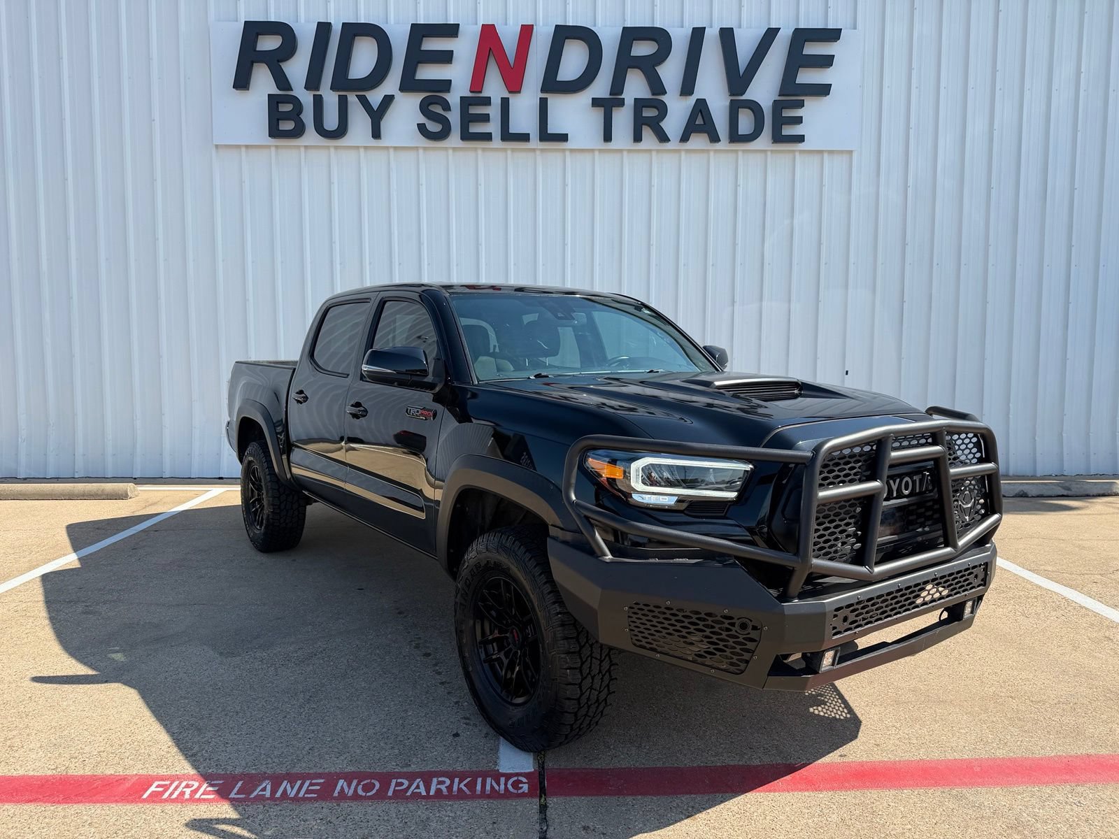 Used 2021 Toyota Tacoma TRD Pro AWD/4WD image 9