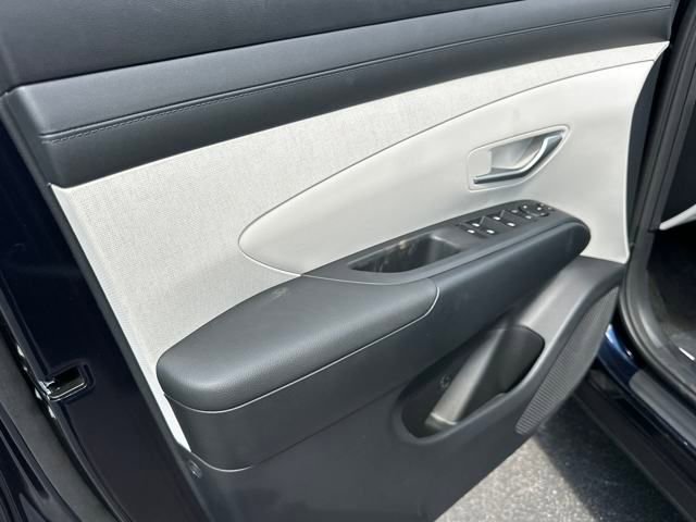 New 2025 Hyundai Tucson SEL image 10