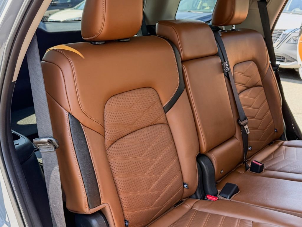 Certified 2025 Nissan Pathfinder Platinum w/ Cargo Package image 20