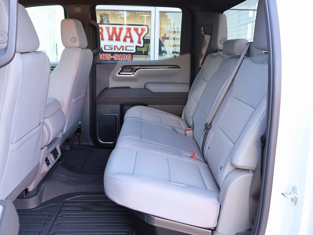 New 2025 GMC Sierra 1500 SLE image 26