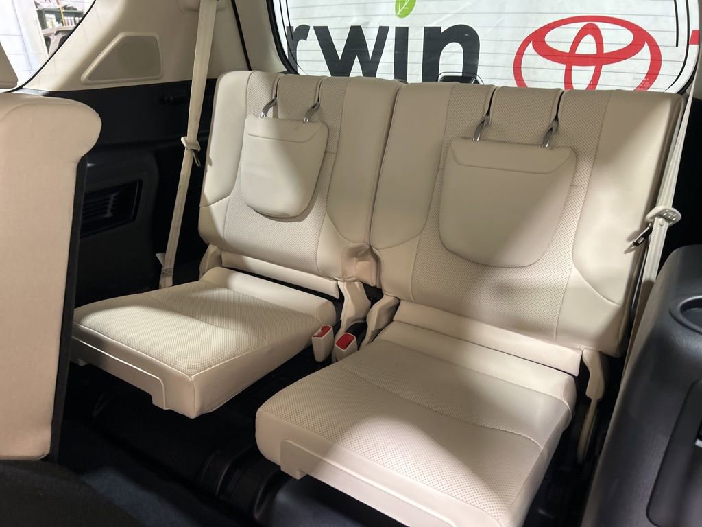 Used 2023 Lexus GX 460 Premium w/ Premium Plus Package image 24