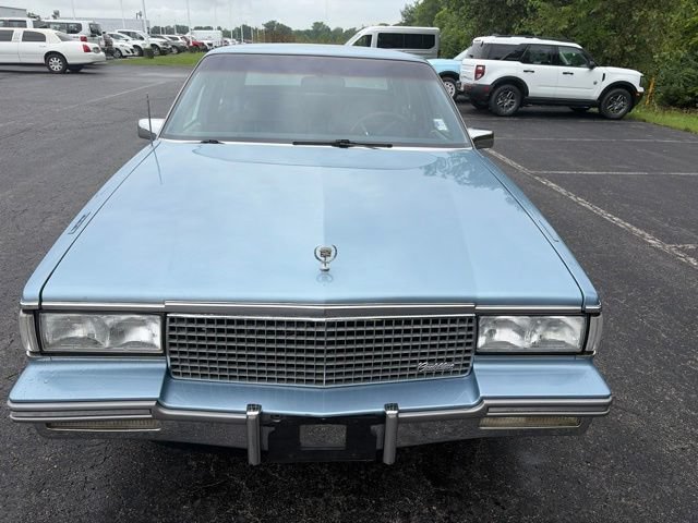 Used 1988 Cadillac De Ville Sedan FWD image 4