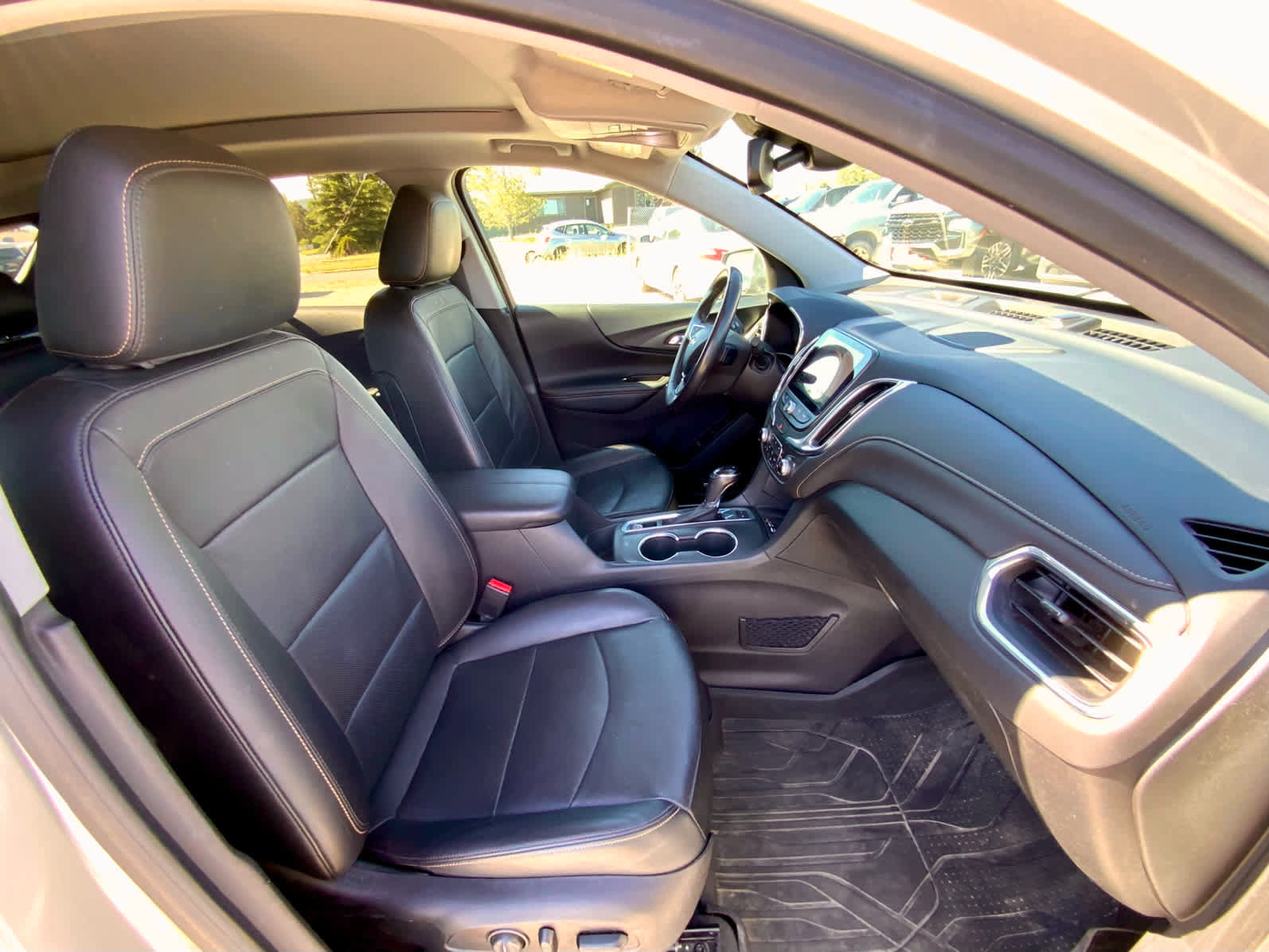 Used 2019 Chevrolet Equinox Premier AWD/4WD image 20