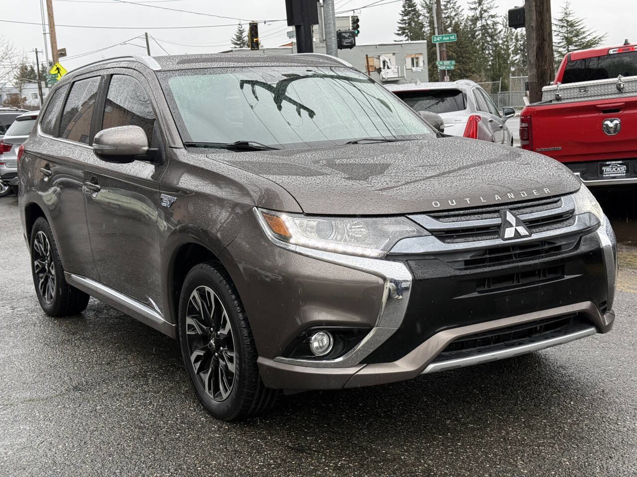 Used 2018 Mitsubishi Outlander SEL image 10