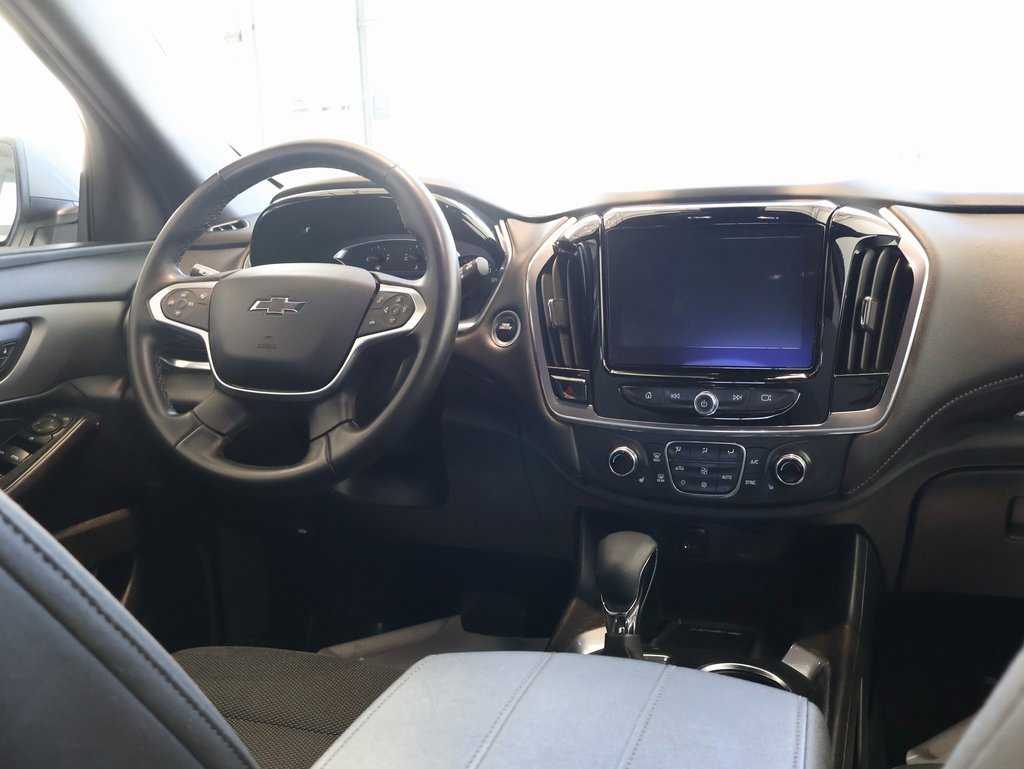 Certified 2023 Chevrolet Traverse LT w/ Midnight/Sport Edition image 31