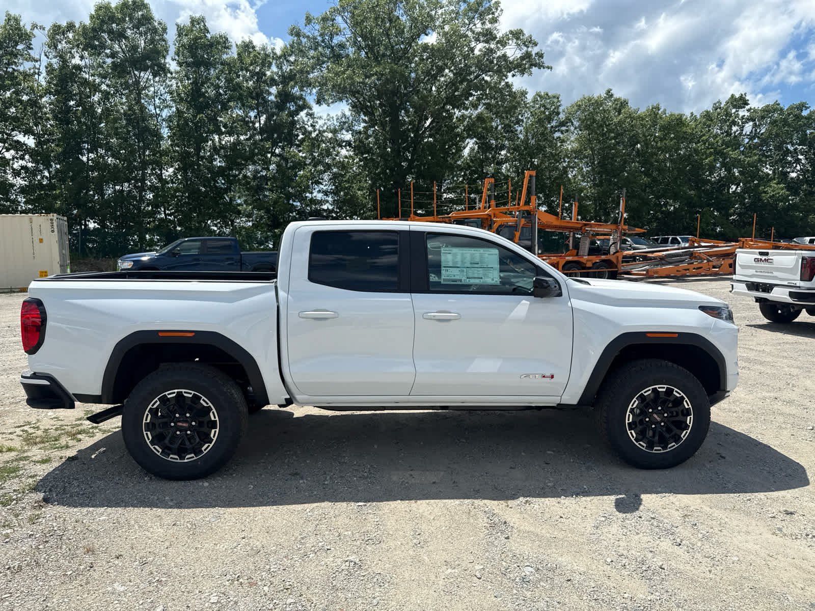 New 2026 GMC Canyon AT4 w/ Technology Plus Package AWD/4WD image 6