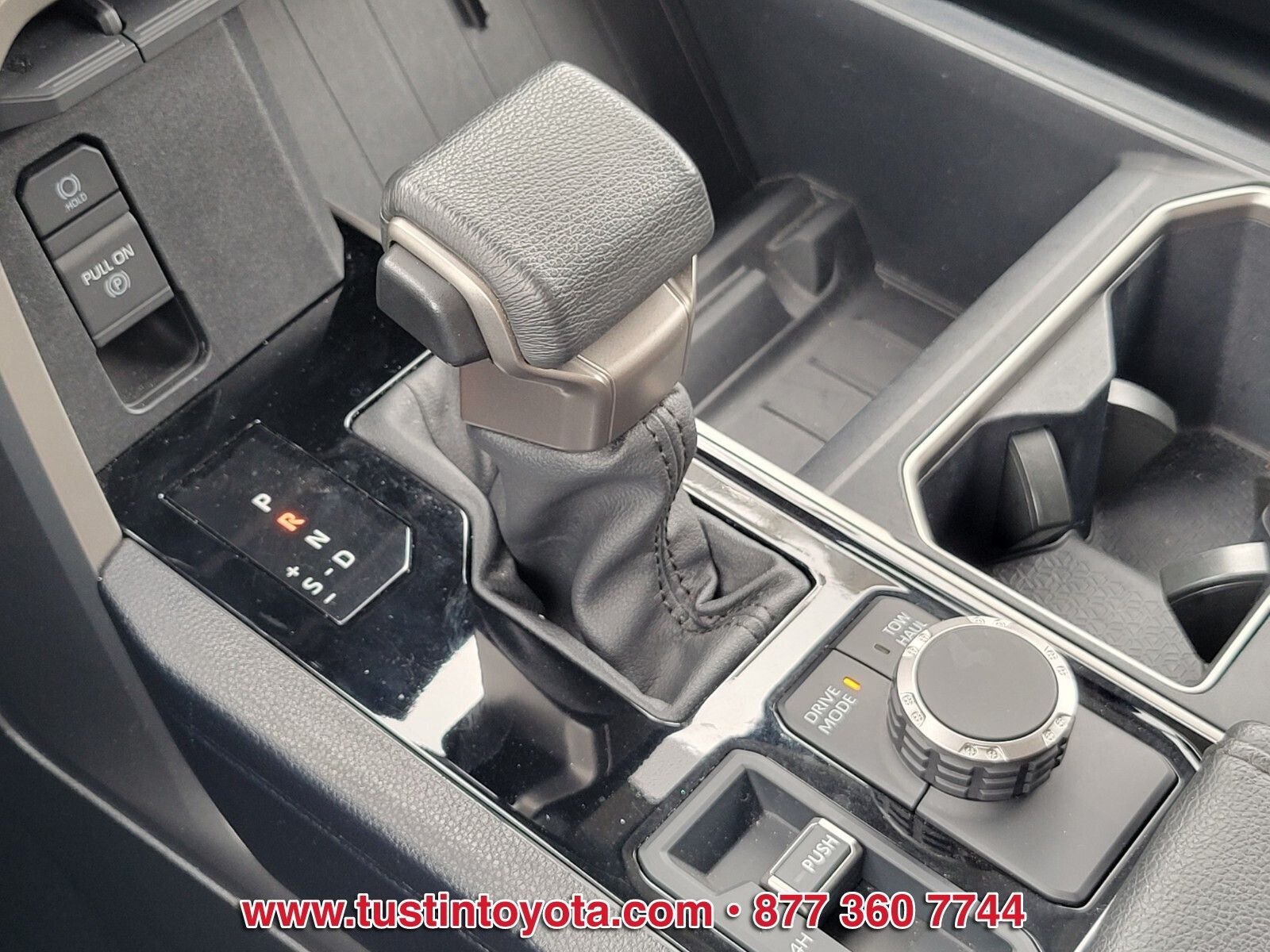 Used 2024 Toyota Tundra SR5 w/ SR5 Premium Package AWD/4WD image 23