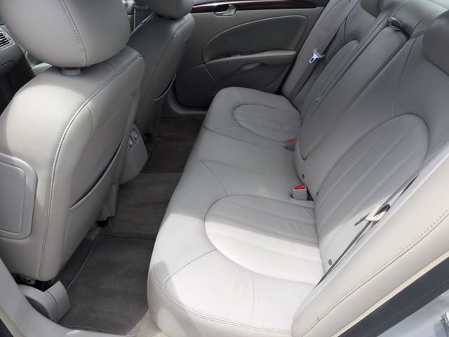Used 2011 Buick Lucerne CXL w/ Driver Confidence Package FWD image 22
