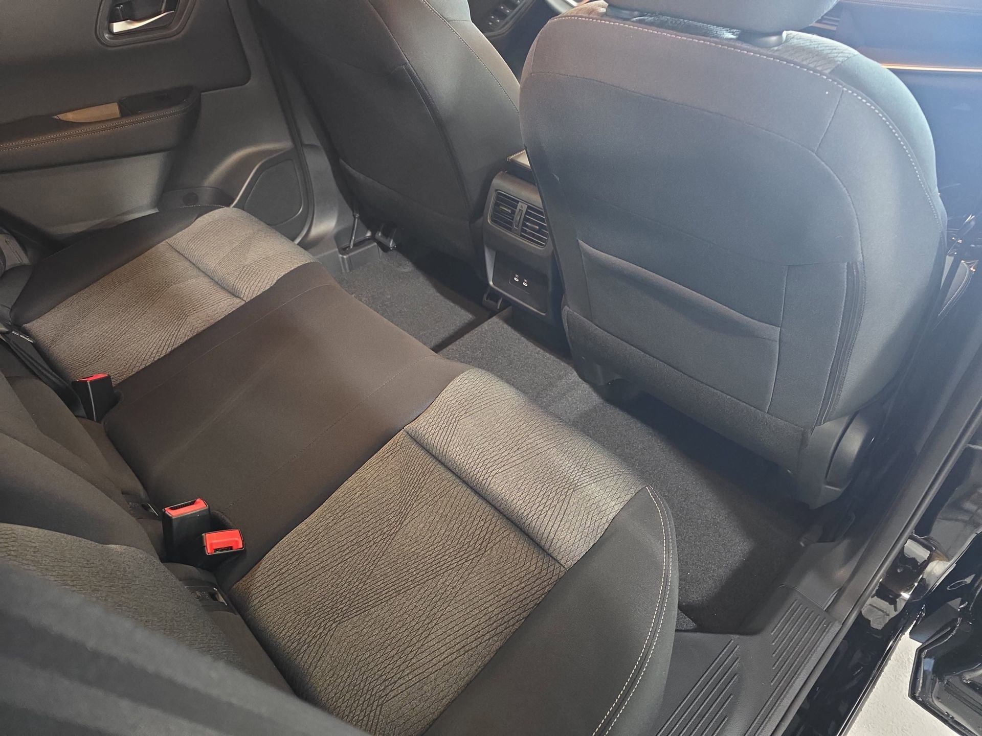 New 2026 Nissan Rogue SV w/ Cold Weather Package FWD image 11