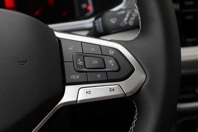 New 2025 Volkswagen Taos SEL image 12