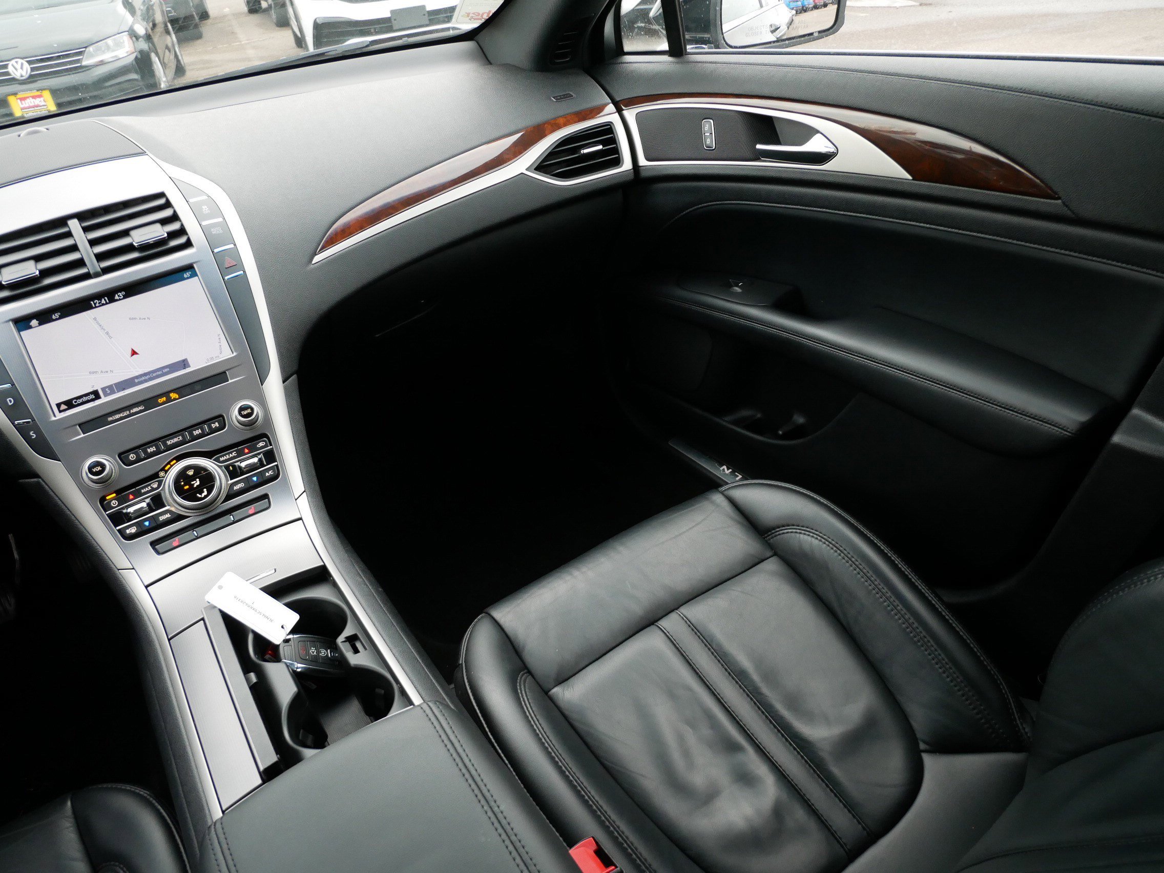 Used 2019 Lincoln MKZ Reserve image 11