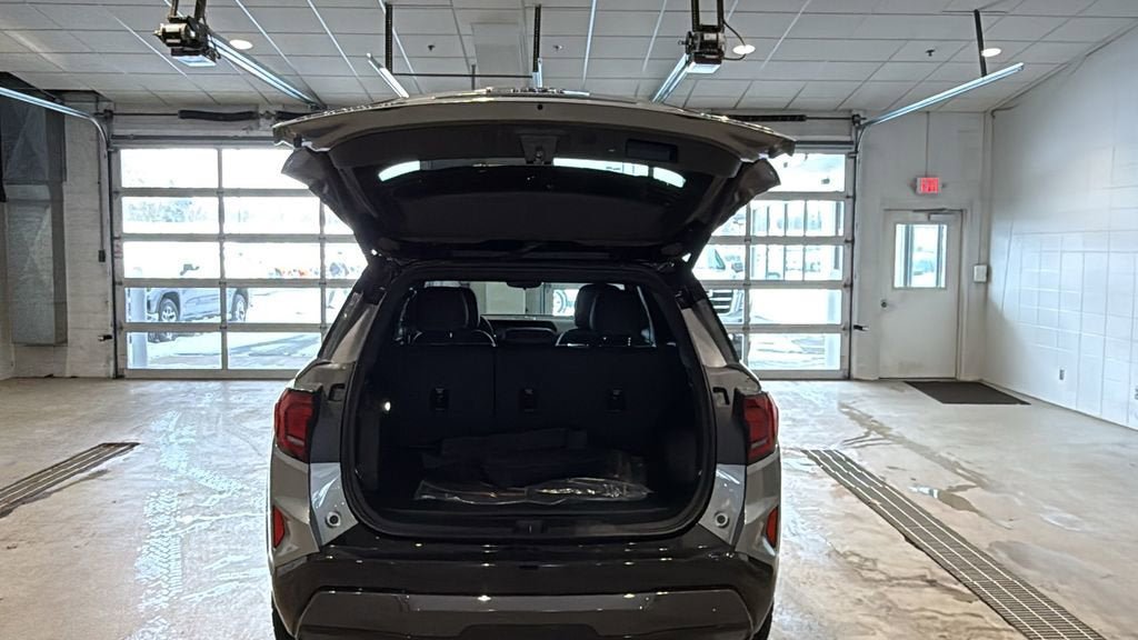 New 2026 GMC Terrain AT4 w/ Convenience Package III AWD/4WD image 16