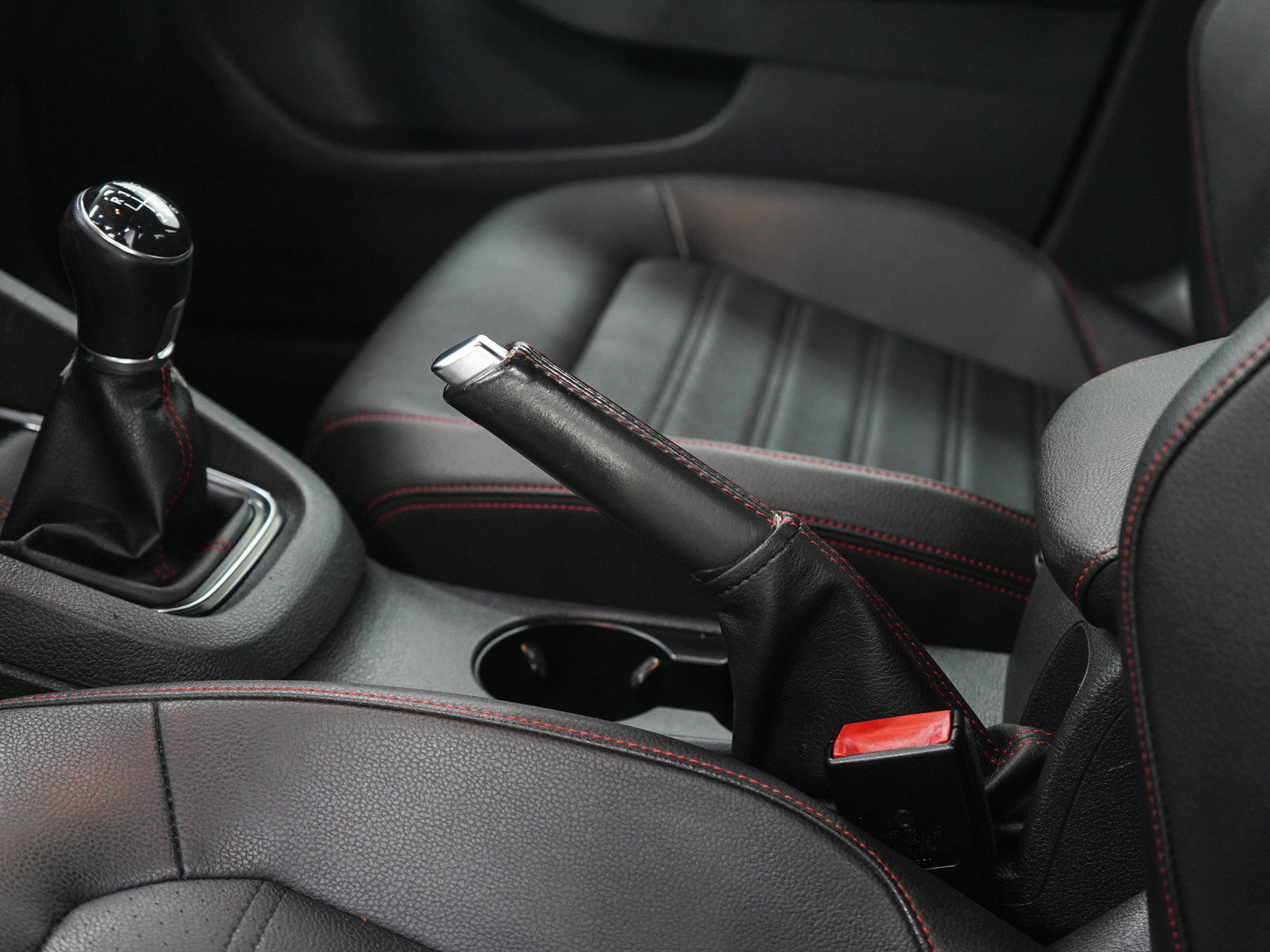 Used 2017 Volkswagen Jetta GLI FWD image 26