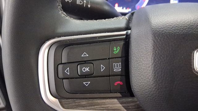 Used 2024 Jeep Wagoneer L Series II w/ Flexible Seating Group image 32