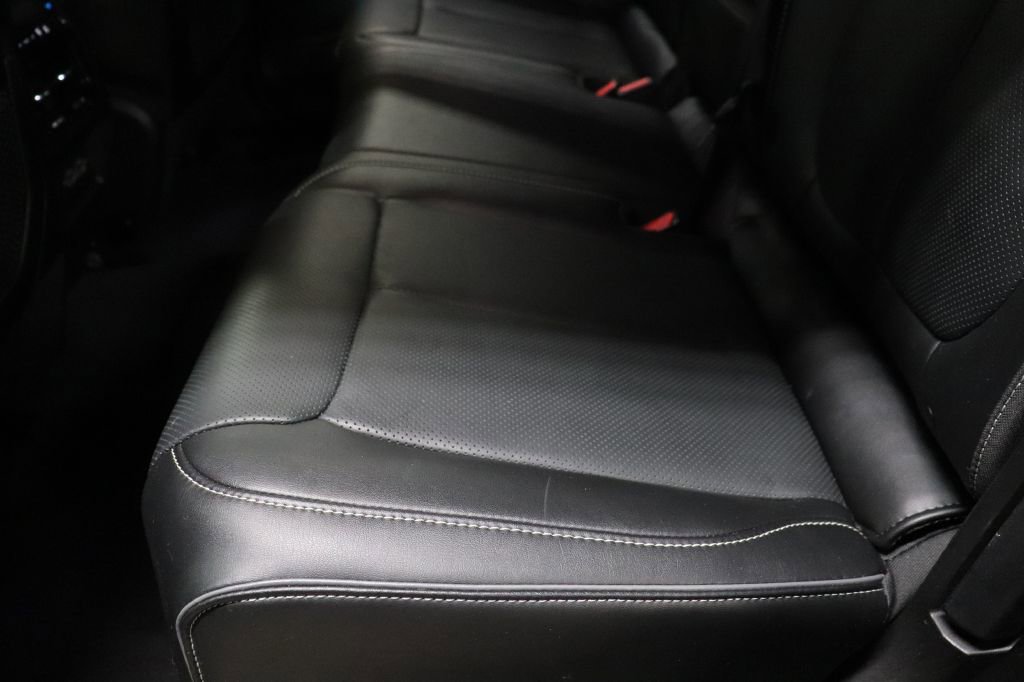 Used 2024 Jeep Grand Cherokee Overland w/ Advanced Protech Group III image 22