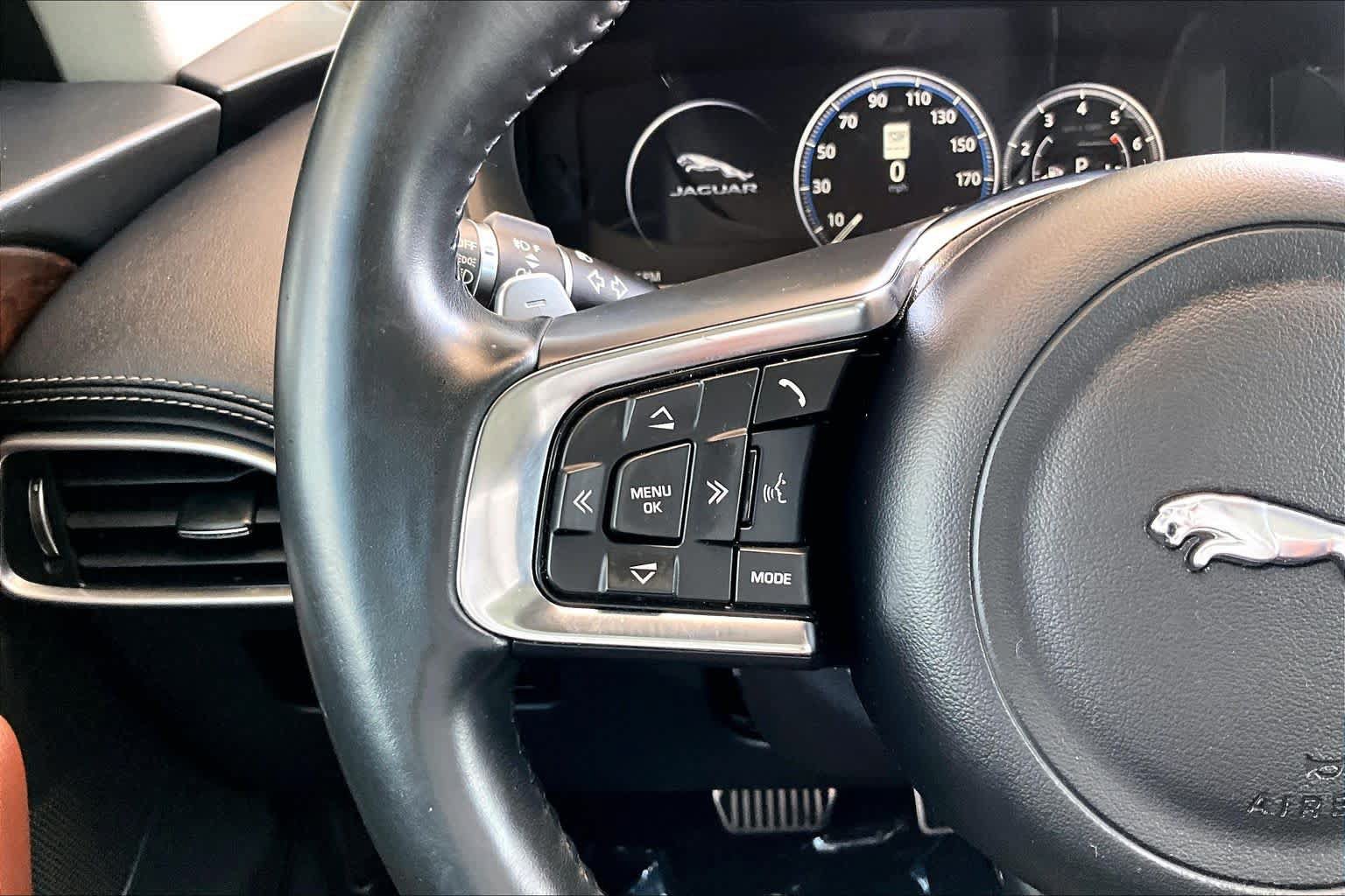 Used 2017 Jaguar F-PACE S AWD/4WD image 21