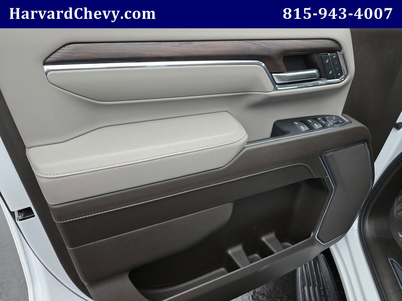 Used 2024 GMC Sierra 3500 SLT w/ Snow Plow Prep/Camper Package image 35