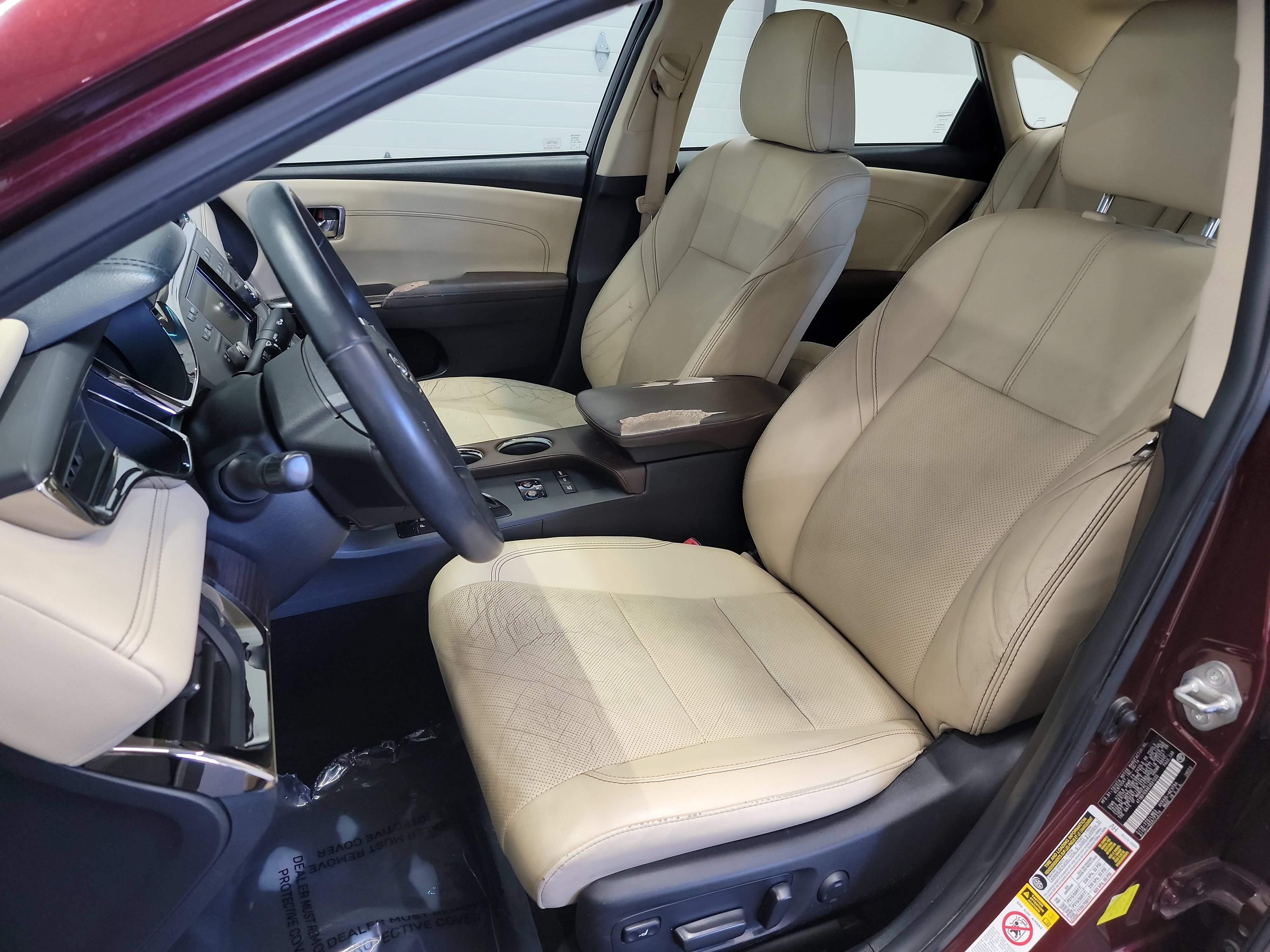 Used 2014 Toyota Avalon Limited FWD image 12