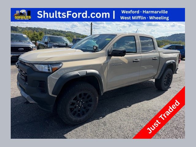 Used 2023 Chevrolet Colorado Trail Boss w/ Technology Package AWD/4WD image 1