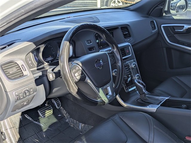 Used 2016 Volvo S60 T6 R-Design Platinum w/ Climate Package image 12