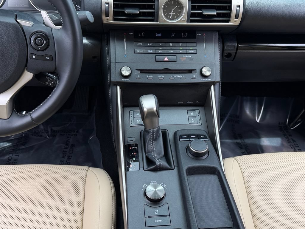 Used 2015 Lexus IS 250 w/ Premium Package RWD image 12