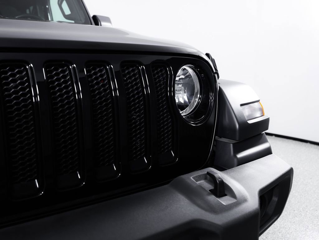 Used 2023 Jeep Wrangler Unlimited Sport AWD/4WD image 4