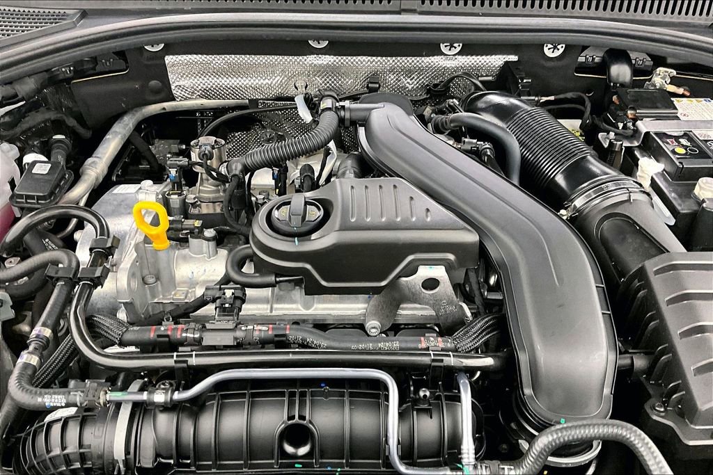 Used 2025 Volkswagen Jetta SE image 12