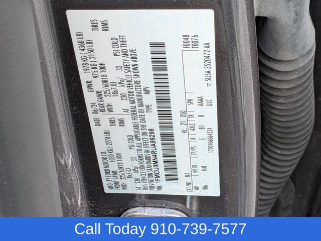 Used 2024 Ford Escape ST-Line w/ Tech Pack #1 FWD image 41