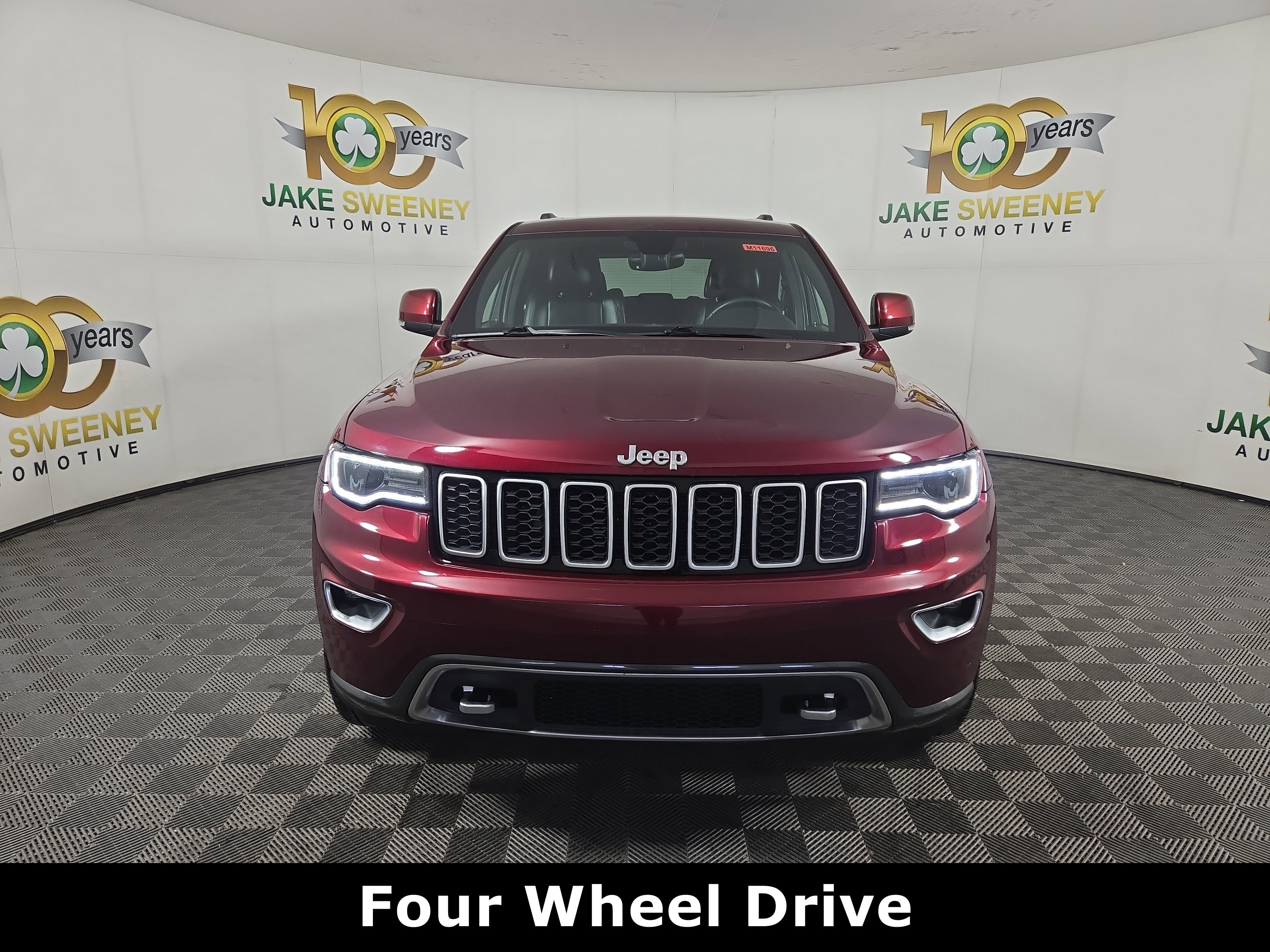 Used 2018 Jeep Grand Cherokee Limited AWD/4WD image 3