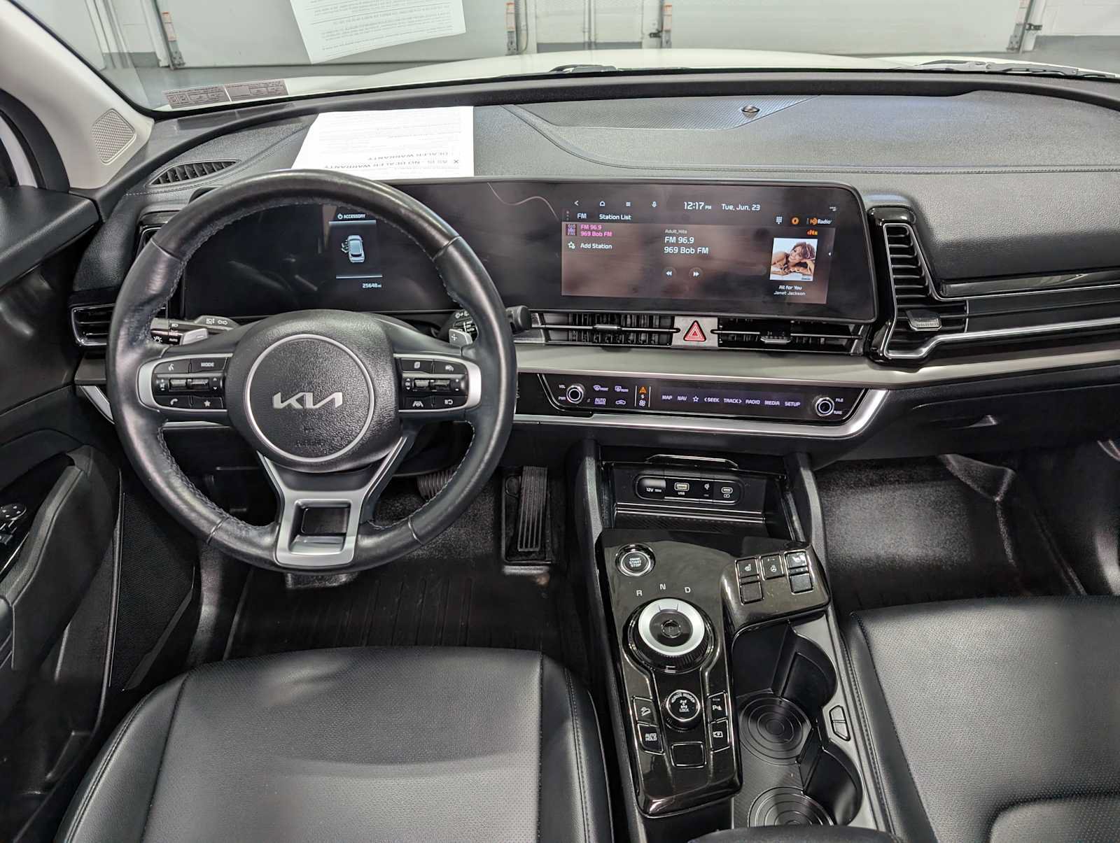 Used 2023 Kia Sportage EX AWD/4WD image 17