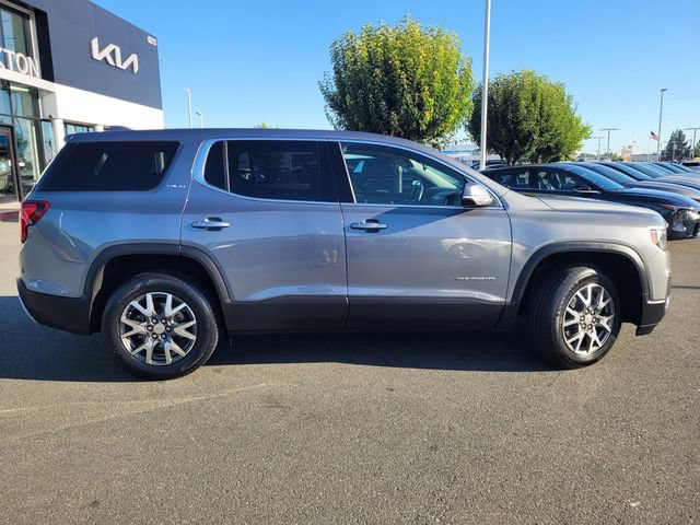 Used 2021 GMC Acadia SLE w/ LPO, Floor Liner Package FWD image 3