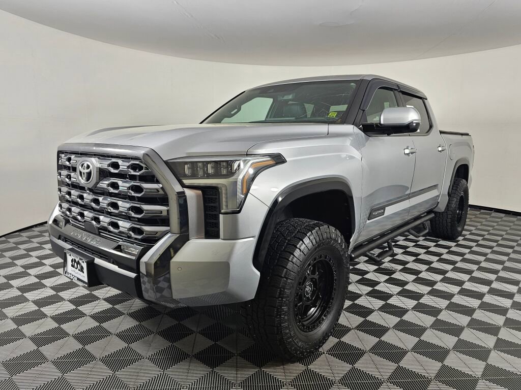 Used 2024 Toyota Tundra Platinum AWD/4WD image 7